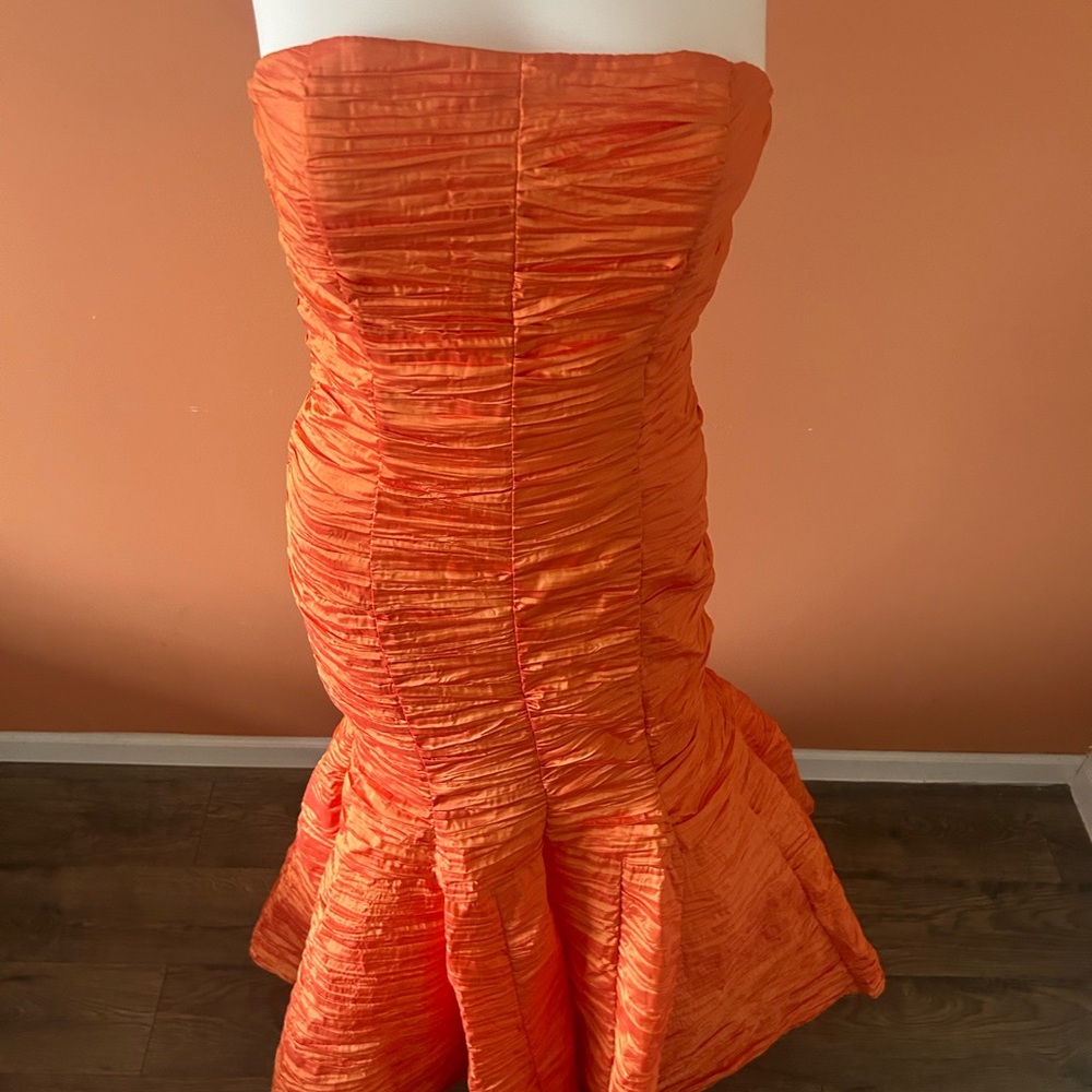 JESSICA MCCLINTOCK orange strapless “mermaid” gown - Picture 4 of 12